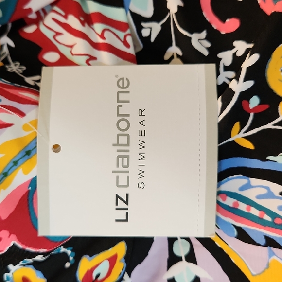 Super Cute Tankini Top - Picture 7 of 7